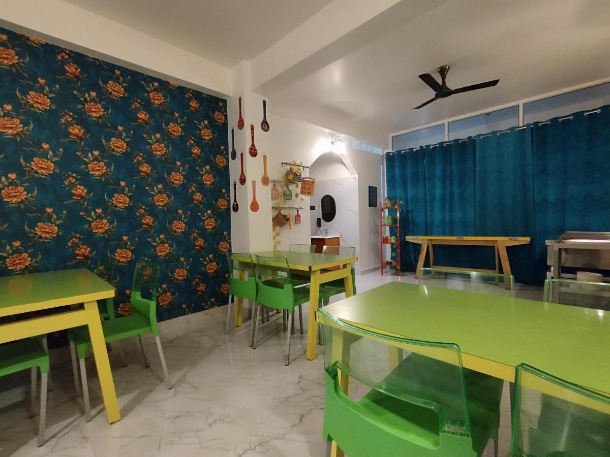 Jubels Homestay Guwahati Buitenkant foto